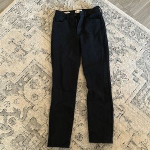 Black jean / midrise size 24